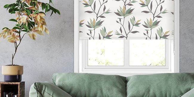 Lilium Mellow Roller Blinds